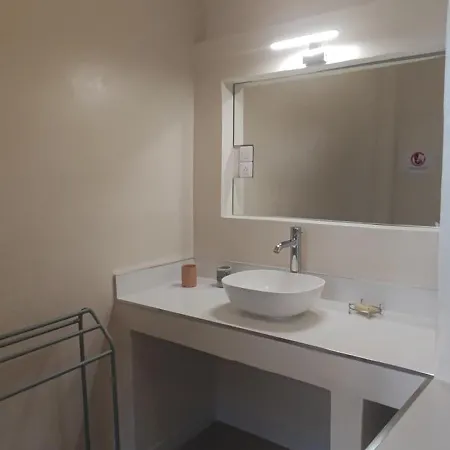 Apartment Un Joyau Occitan Nimes